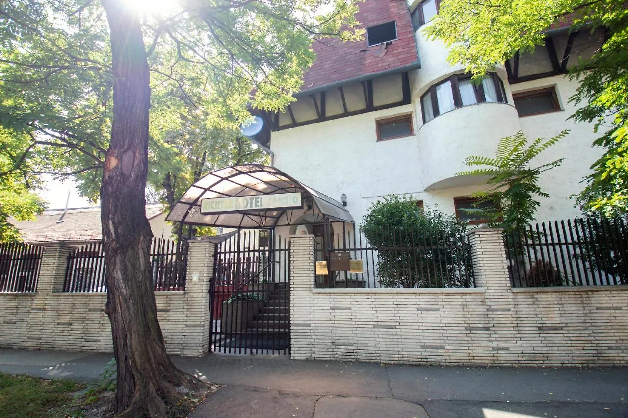 Richter Pansion Otel Budapeşte